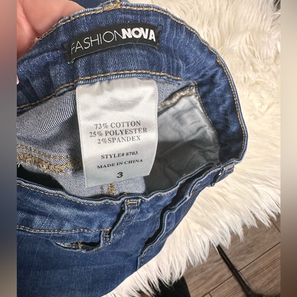 Fashion Nova skinny jeans - Picture 6 of 7